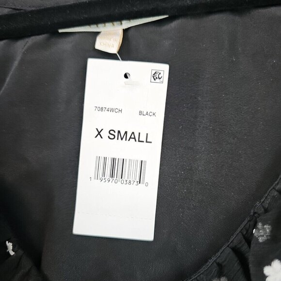 Wayf Crop Top Womens Size XS Black Embroidered Daisy Floral Chiffon Cinch Front - Picture 3 of 11